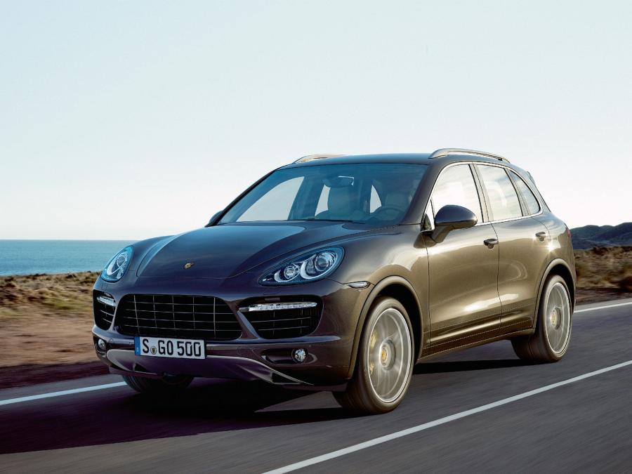  Porsche Cayenne Turbo 2011 года  (фото 12 из 20)